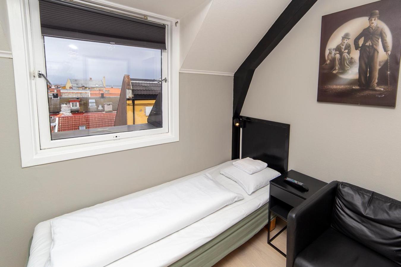 Pensjonat Jarlen Trondheim Bagian luar foto