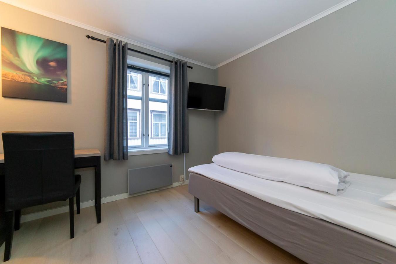 Pensjonat Jarlen Trondheim Bagian luar foto