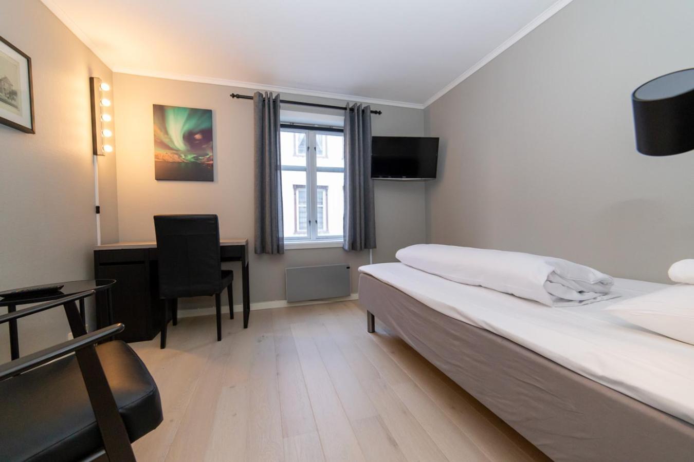 Pensjonat Jarlen Trondheim Bagian luar foto